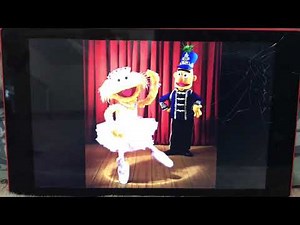 Sesame Street: Zoe’s Dance Moves - Opening Scene