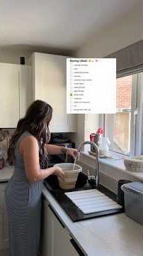 Another job ticked off from my spring cleaning checklist.. the windows 🪟#cleanwindows #springclean