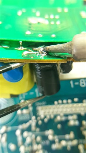 Insane IC Repair in 6 Seconds! 😲 Electronics Fix Like a Pro #Shorts