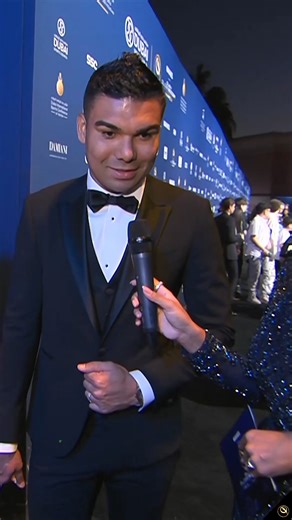 Tune in to an exclusive quick chat with the phenomenal Casemiro, proudly donning the colours of Manchester United and Brazil! 🇧🇷 Nimi Mehta leads the conversation with valuable insights! 🎤✨ | Globe Soccer