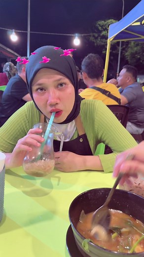 💚🧡 #ytfsedapmelaka #kedaimakansedapmelaka #fypシ゚viral🖤tiktok #makansedapmelakarecommend #kedaimakanviralmelaka #makananviral #makansedapmelakarecomme