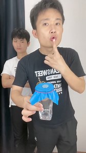 Glass magic trick 🪄 #viralreelschallenge #shortfeed #magical #magictrick #magician #tranding #magic #short | magic trick