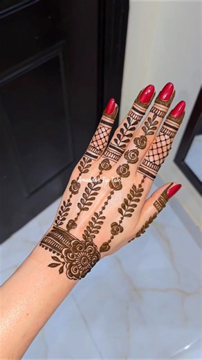 Simple henna tutorial ☺️ ✨️ #mehndi #bridalmehndidesign #henna #creativehenna #weddinghenna