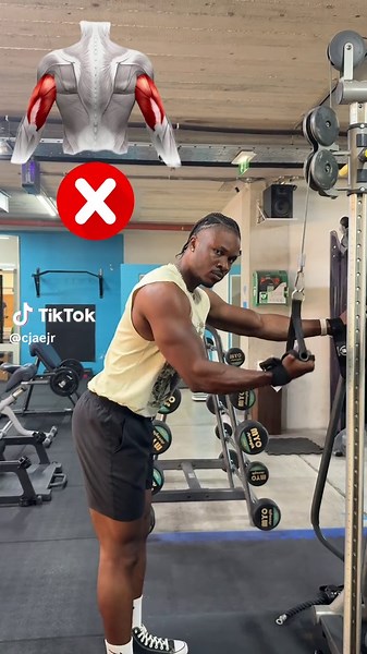 Single Arm Tricep Pull Down Technique Explained