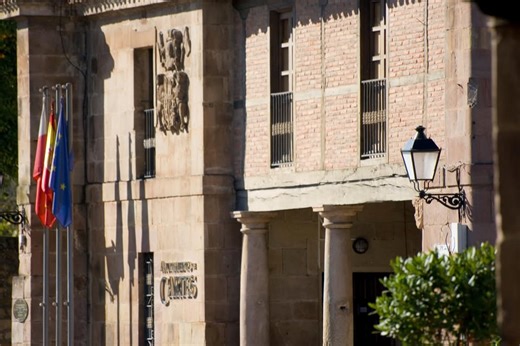 El Ayuntamiento de Cartes fracasa en su artimaña burocrática para cerrar el centro de menores extranjeros antes de que llegaran - El Faradio | Periodismo que cuenta