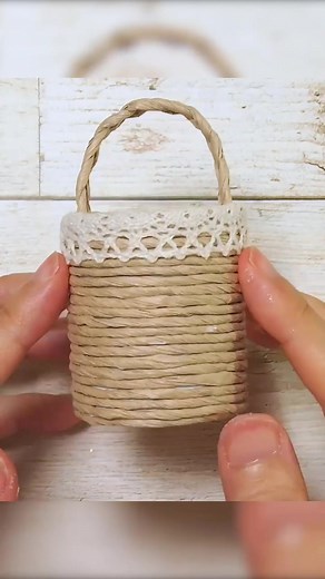 トイレットペーパーの芯で作る可愛い小物入れ