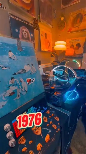 In 2026, Blue Moves Turns 50: Elton John’s Album of Transition In 2026, Blue Moves, released by Elton John on October 22, 1976, reaches its 50th anniversary. Conceived as a double album, the record occupies a distinctive place in the artist’s discography, marking the end of a creative cycle that began in the late 1960s and was defined by relentless productivity, extensive touring, and sustained commercial success. Blue Moves was recorded between March and June 1976 at several studios, including