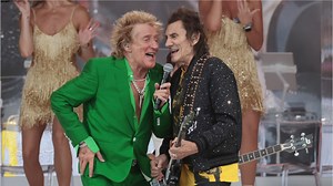 Rod Stewart reunites with Ronnie Wood during star-studded Glastonbury set