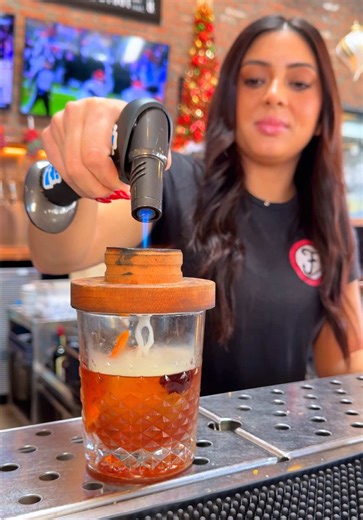 BUT MAKE IT SMOKE! 💨 At Finney’s we make all our drinks with fresh fruits, syrups and we make a damn good classic 🥃 Come try it yourself! #FinneysCrafthouse