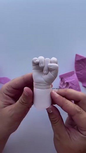 When a little hand comes out so perfect 🥹 | Rosie's Casting Studio