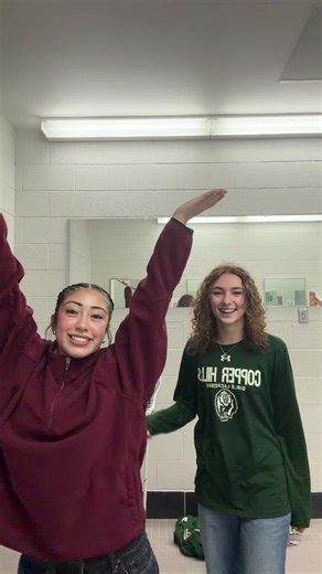 the 1 to my 17 ☺️ #lax