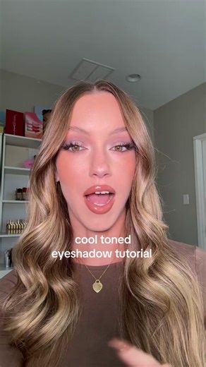 Cool Toned Eyeshadow Tutorial with Huda Beauty Palette