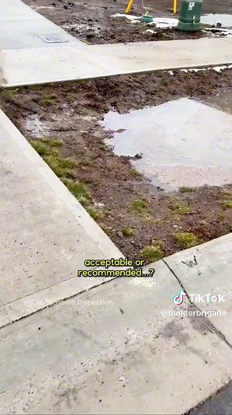 🙋‍♀️Do you want a Monster Checklist of things to consider on your new home build? 👉Get my checklist at BuilderBrigade.com @Castle.Home.Inspection found this New Construction fail at a recent inspection. I chuckle inside when I see comments in my FB group suggesting homeowners to stay away from the jobsite and leave it up all up to the contractors. #BuilderBrigade #homebuildingtips #homebuilding #customHome #HomeBuildingChecklist #concrete #concretefail #constructionfail #homebuildingfail