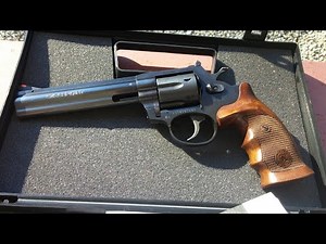 Revólver Alfa-Proj - Por Que Este Revolver Tcheco é 40% Mais Barato e 20% Mais Preciso Que dos EUA?