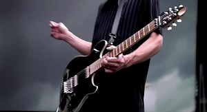 Van Halen - Humans Being (HD Remaster) ЛИЦЕНЗИИ "WMG (от лица компании "Rhino Warner"); ASCAP, UMPG Publishing, CMRRA, LatinAutor - Warner Chappell, UNIAO BRASILEIRA DE EDITORAS DE MUSICA - UBEM, Warner Chappell, PEDL, LatinAutorPerf, UMPI, AMRA, LatinAutor - UMPG, LatinAutor - ACODEM" и другие авторские общества (14) #VanHalen #HumansBeing #Musicasalifestyle #ROCKlifestyle | Music as a lifestyle