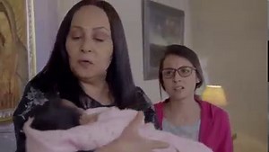 Alondra quiere tener su primera vez en su cumpleaños 18. Paula encuentra a Alondra con su novio en una escena muy comprometedora 🌹 #LaRosa Disfruta el capítulo completo "Juramento de odio" #LaRosa #larosadeguadalupe #larosadeguadalupe sólo en #ViX 👉🏻 https://bit.ly/37okYFG | La Rosa de Guadalupe