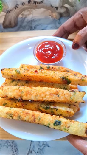 Leftover Rice Crispy Fries Recipe #shorts #snacks #viralvideo #shortsfeed #trending #youtubeshorts