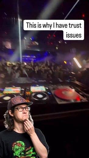 Alien Chaos on Instagram: "Whattaaafuuuu  can someone explain?"