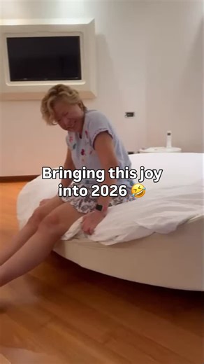 Yeardley Smith on Instagram: "📢 SOUND ON! 😂 Hi Favorites! Happy 2026! I’m front loading the year with a big dollop of joy, already, and posting this video of me laughing so hard I can’t breathe, while sitting on a (very loud!) rotating bed at a hotel in Italy last summer. No, it was not the least bit sexy! 😂🤭🤣"