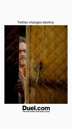 @netflixmovie_.clip on Instagram: "Chef (2014) 👨‍🍳🎬 Genre: Comedy | Drama Runtime: 1h 55m | Rating: ⭐ 7.3/10 Cast: Jon Favreau, Sofia Vergara, John Leguizamo, Scarlett Johansson Overview: Chef follows Carl Casper, a talented chef who loses his high-profile restaurant job and starts a food truck to reclaim his creativity and reconnect with his family 🚚🍔. It’s a delicious journey full of passion for cooking, life, and love. Why It’s Loved: 🍴 Mouth-watering food scenes 😂 Heartfelt humor and 