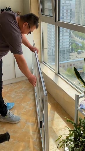 Androf on Instagram: "A Practical Foldable Window Drying Rack for Apartments and Balconies #interiordesign #furniture #renovation"