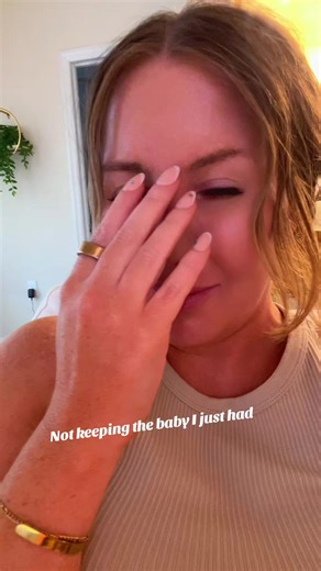 I’m KIDDING. Or am I? 😅 Because getting to go home from the hospital after delivery to focus on myself is definitely a prime perk. #surrogacyjourney #surrogate