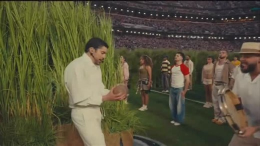 10 Magazine USA on Instagram: "#benitobowl!!!! What a night for @badbunnypr as he brought out @ladygaga @ricky_martin to perform. And of course, what better way to close than with DtMF and a shoutout to Puerto Rico. rg @vulture ."