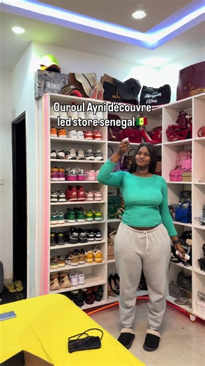 @Ouroul Ayni 🇸🇳 ✨ CHANGEZ L'AMBIANCE DE VOTRE CHAMBRE ! ✨ Transformez votre intérieur en un clic avec nos Rubans LED RGB ! 🌈 ✅ Toutes les couleurs : Changez de couleur selon votre humeur. ✅ Mode Musique : Les lumières dansent au rythme du son ! 🎶 ✅ Installation Facile : On colle, on branche, c’est fini. 🛠️ ✅ Télécommande incluse : Contrôlez tout à distance. 📍 Disponible à Dakar - Livraison rapide partout au Sénégal 🇸🇳 #Senegal #Dakar #Team221 #Decoration #RubanLED