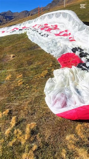 Grindelwald Paragliding #Swisssanchari | Tom Kulangara