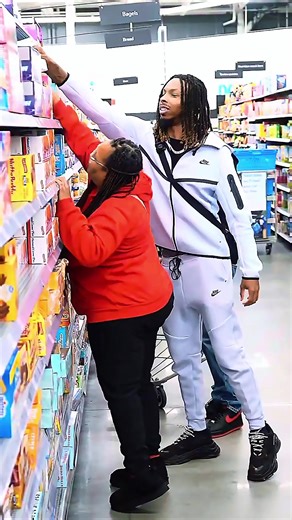 BEST WALMART PRANKS #prank #funny #prankwars #viralprank #walmartpranks