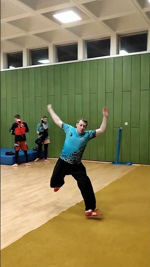 Wushu jump rotation practice #wushu #wushutaolu #jumping