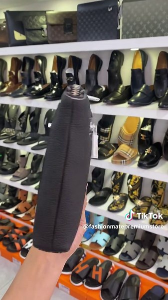 វីដេអូ​របស់ Fashion.Mate_Premium.Store (@fashionmatepremiumstore) ជាមួយ សំឡេងដើម - ទូចស៊ុននិច Song