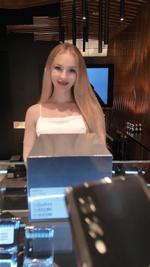 VERTU Diamond Edition: Luxury Redefined