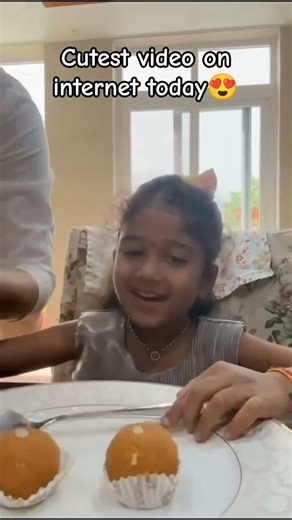 rashmika and vijay invite chitti thalli😍😍#rashmikamandanna #vijaydevarakonda #viral