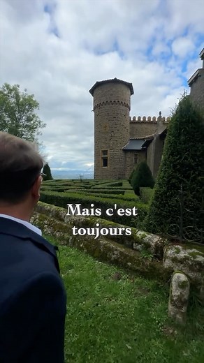 BARNES | Immobilier Lyon on Instagram: "Voyagez dans le temps : partez à la découverte d’un hameau unique et rempli d’histoires à Courzieu ! ✨ 🔍 Référence : BOL7055 📞 07 55 54 60 90 #immobilier #lyon #realestate #chateau"