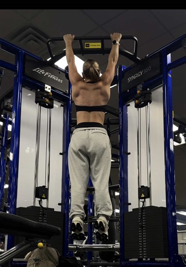 Master Your Pull-Ups with Scapular Retractions