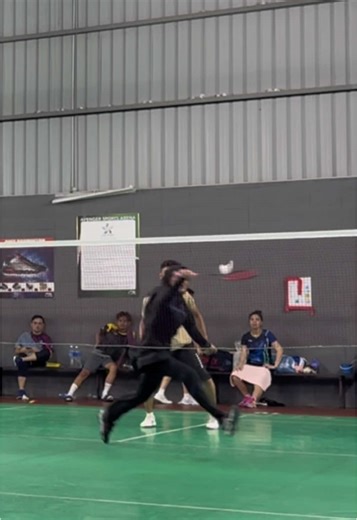 Ending my 2024 tournament with some rare experience. Sometime shit happen! But always remember to come back stronger 💪🏻 Last but not least i’m not a mixed doubles player but i will learn & improve more 🫶🏻 . . . . . #badmintonplayer #badminton #fyp #xybca