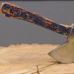 5.4M views · 16K reactions | Repairing an Axe Handle with Melted Plastics | 5-Minute Crafts Men | Facebook