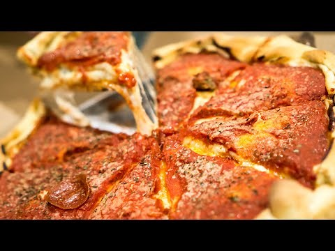 Classic Chicago Foods You Need To Try Before You Die