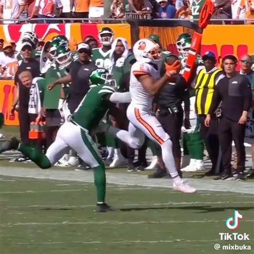 NFL Trash Talk on Reels