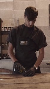 Craftsmanship is the fulcrum of Mine Perfume Lab. Every fragrance is made at the moment, in the only possible procedure: our own hands! | MINE Perfume Lab