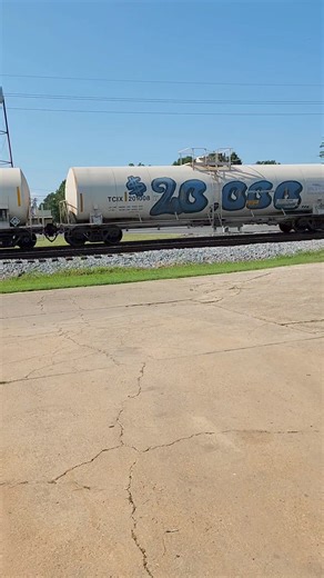 Proverbial #4145 CPKC LEADING NS headed to Mississippi from Shreveport KCS train yard 🚂🚂 USA #trains #fyp #railway #railroad #railways_of_our_world #railfanning #viral #usa #railroadphotography #Louisiana | Erica Davis Henderson