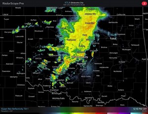 2.9K views · 42 reactions | 130pm radar update - looking at the wide view shows rain and thunderstorms over much of Oklahoma and parts of north Texas. The large area of steadier rain is moving into eastern Oklahoma, while new storms develop across west central and southern Oklahoma | US National Weather Service Norman Oklahoma | Facebook