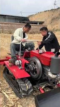 Crawler rotary tiller Orchard greenhouse management rotary tiller Spring plowing Sannong flow su