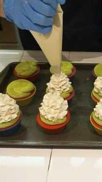 Soap That Looks Like Food!? 😜 #soapmaking #piping #soappiping #coldprocesssoap #artisansoap