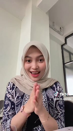 Sella Ananda Blunder Live: Pantai Kena Ombak