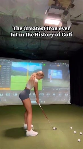 Incredible Golf Moments Featuring Elite Athletes