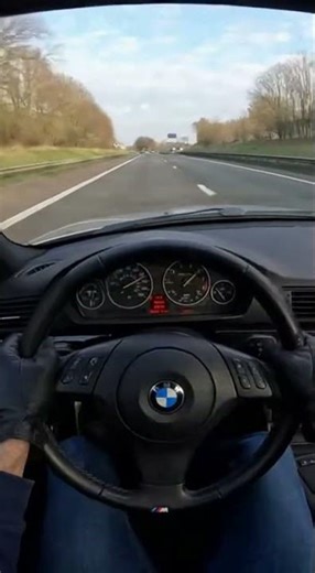#BMWE46 #BMW #E46 #DriverPOV #InteriorView #AnalogGauges #ManualDriving #Motorway #CarSounds #Engine
