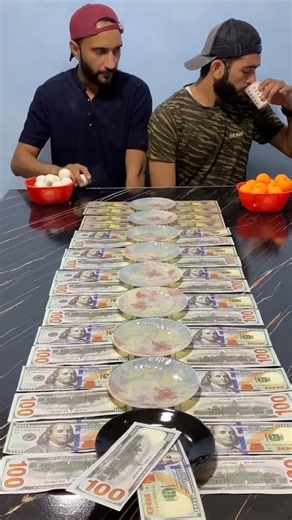 34K views · 2.5K reactions | yellow and white balls challenge sports game   #christmas #challenge #fyp #sport #usaviral | 2Friend | Facebook