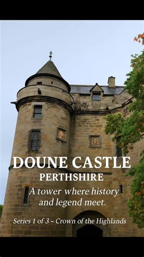 Rising beside the River Teith, Doune Castle was built in the 1300s by Scotland’s powerful Duke of Albany. Its great tower still echoes with the sounds of banquets, battles, and even modern film crews — history alive through every stone arch. Built in the 14th century by the ‘Uncrowned King of Scotland,’ Doune Castle has guarded Perthshire for over 600 years. From royal feasts to Outlander and Monty Python, these walls have seen legend become reality. #DouneCastle #Perthshire #ScottishHistory #Hi